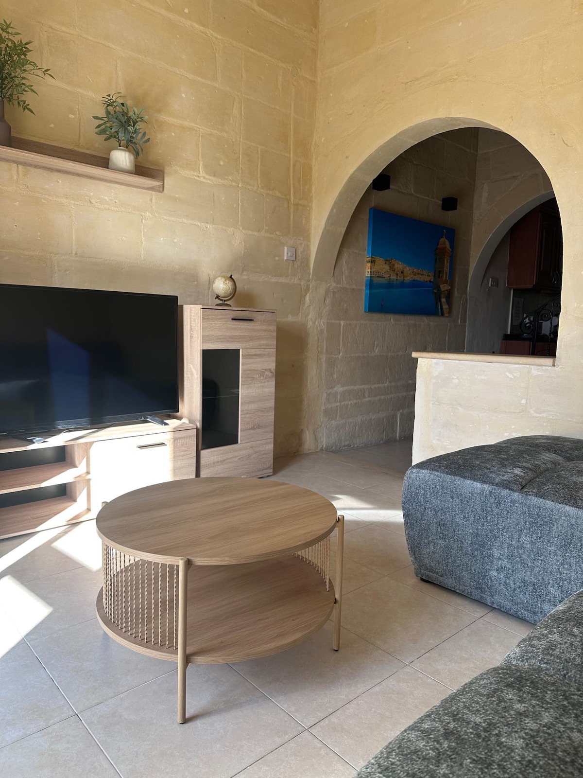 Living room with 50-inch HDTV, Netflix and Android TV